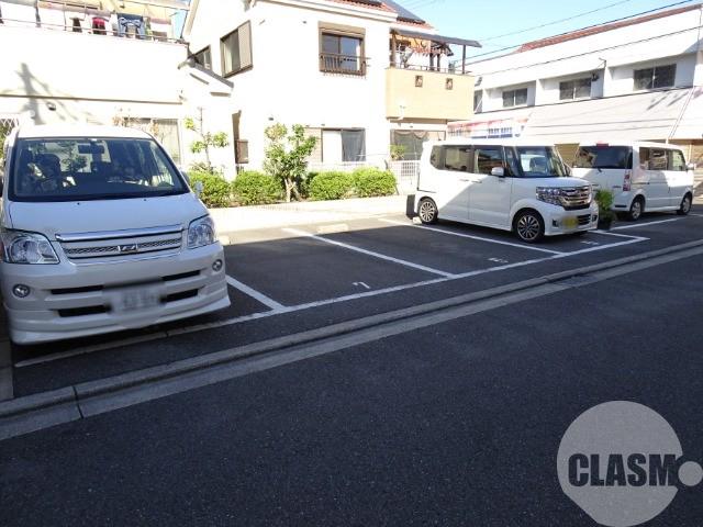 14/26 駐車場