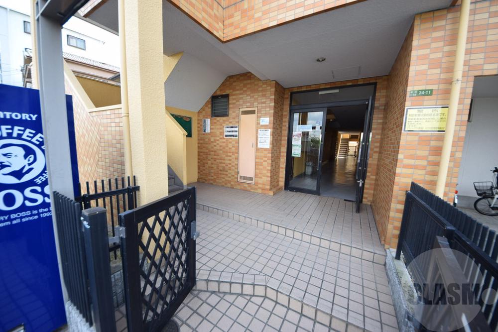 20/28 エントランス