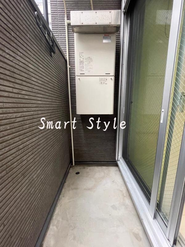 13/30 バルコニー