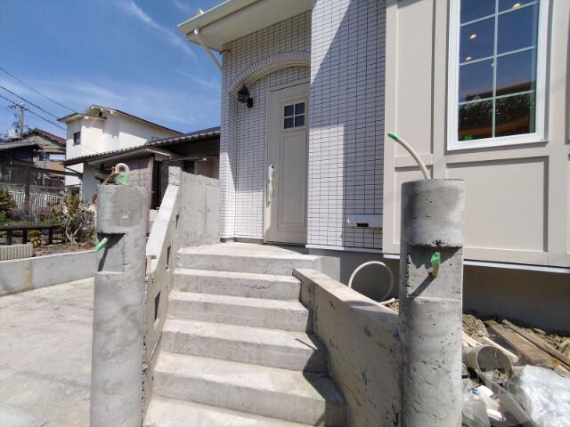 19/26 エントランス