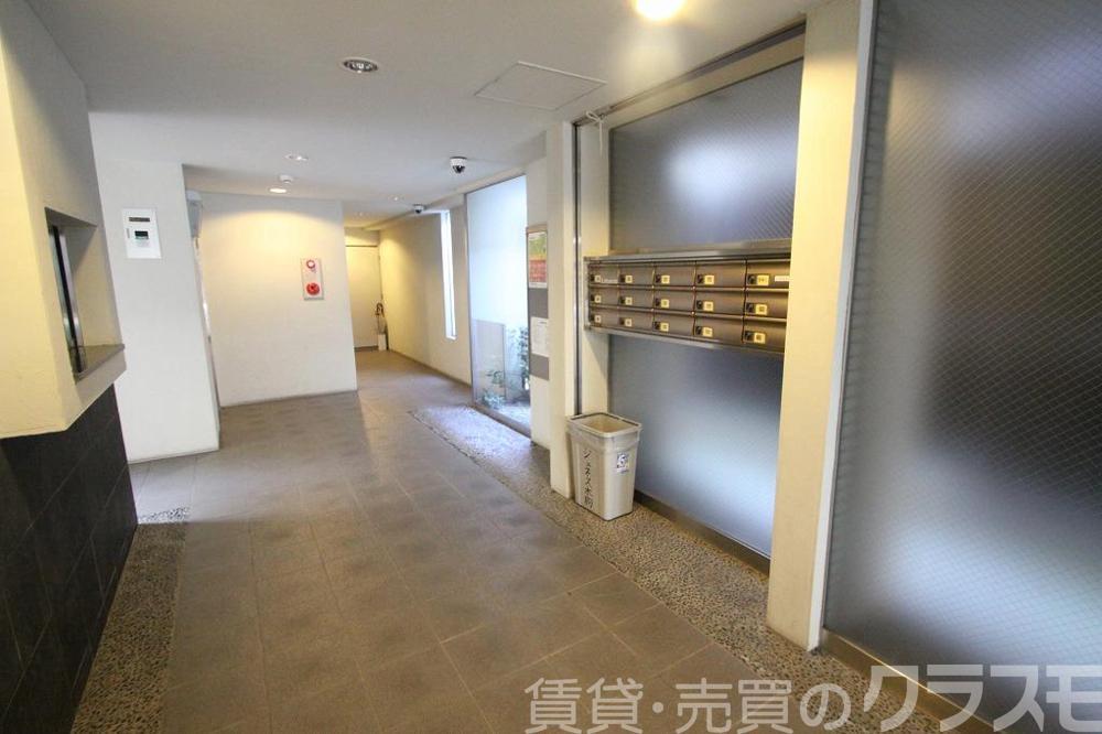 2/4 エントランス