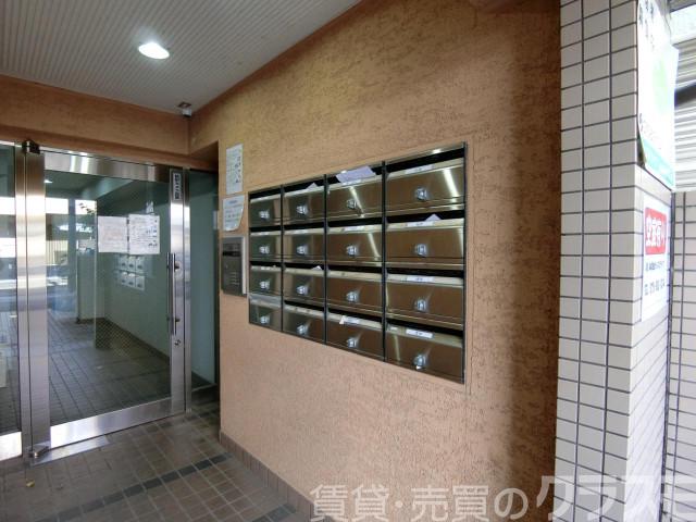 30/30 エントランス