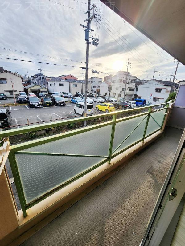 18/27 バルコニー