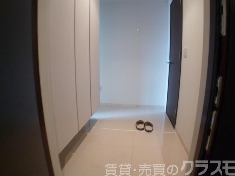 17/30 玄関