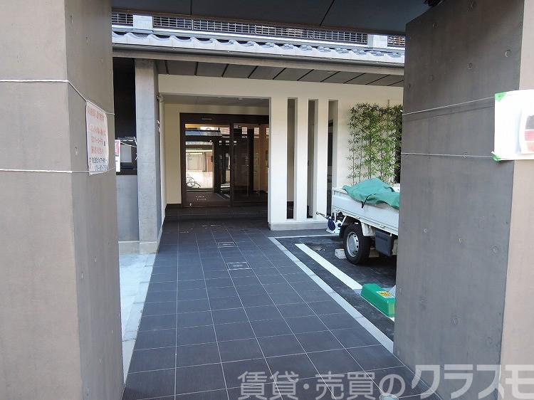 29/30 エントランス