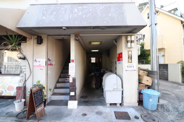 16/24 エントランス