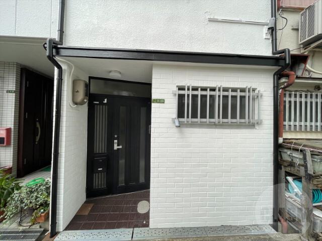 22/29 エントランス