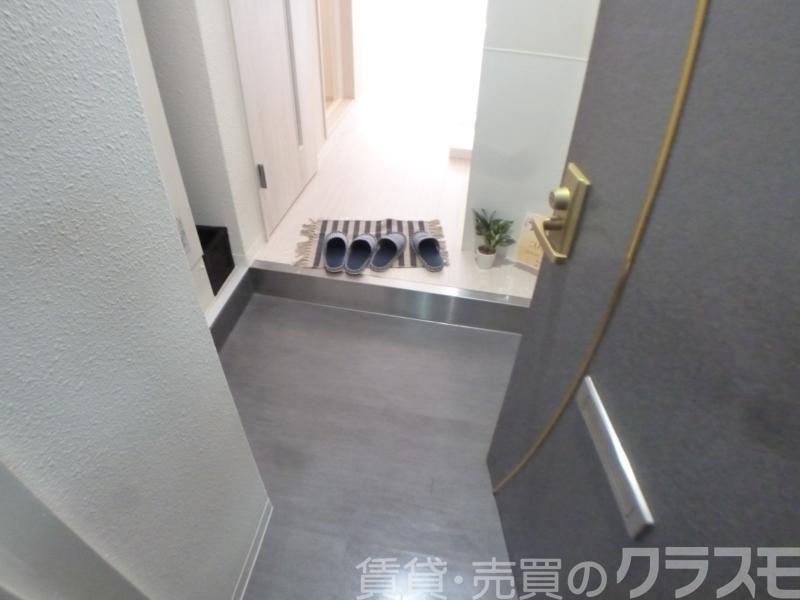 16/30 玄関