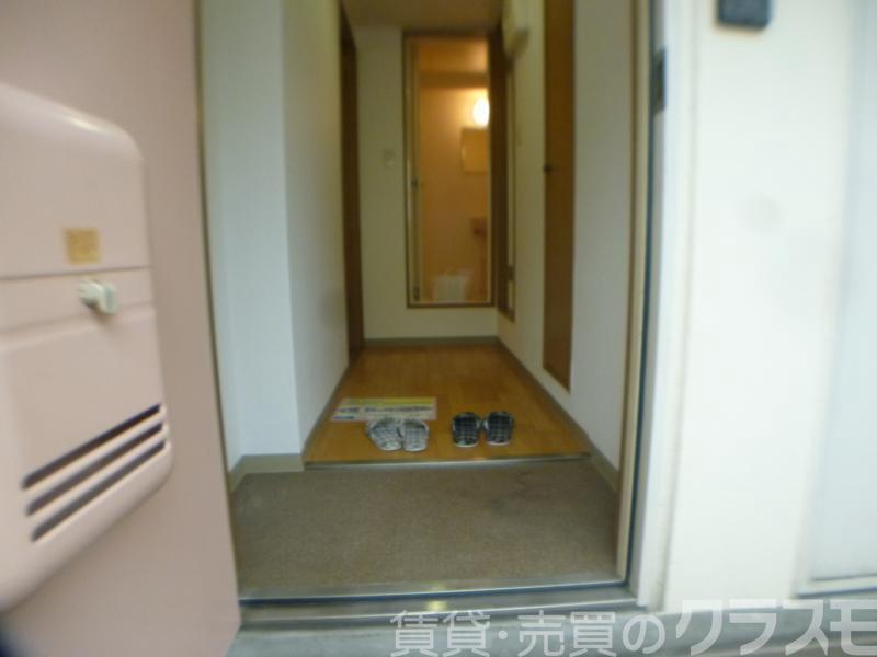 18/30 玄関