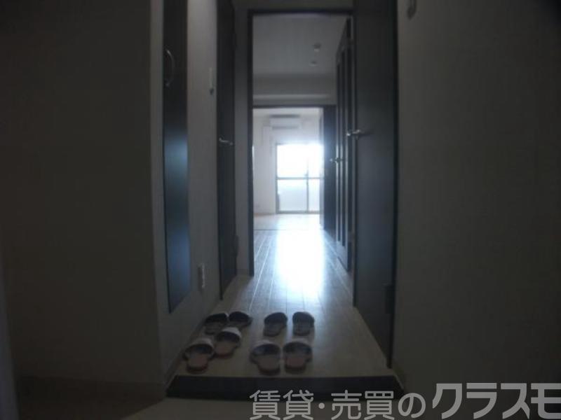 16/30 玄関