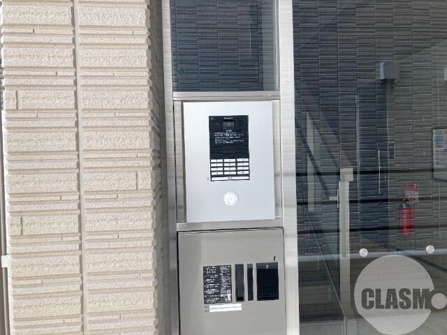 22/30 エントランス