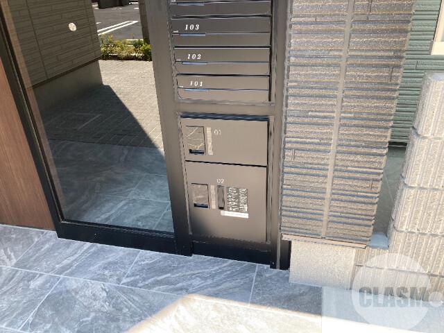 22/30 エントランス