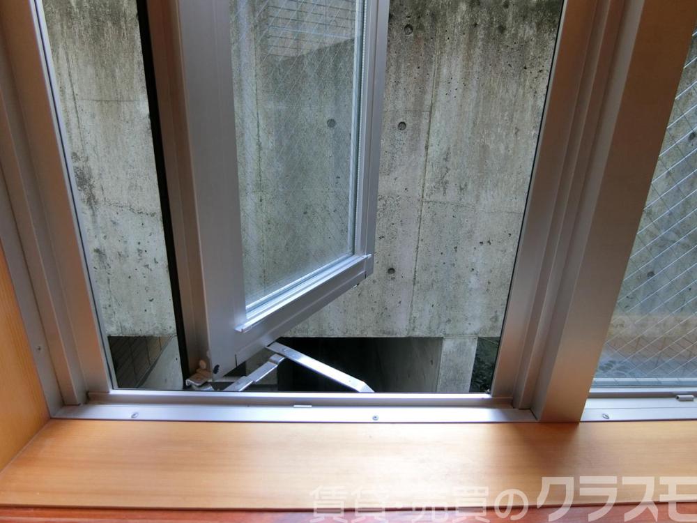 25/30 バルコニー