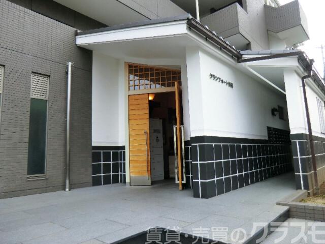 2/5 エントランス