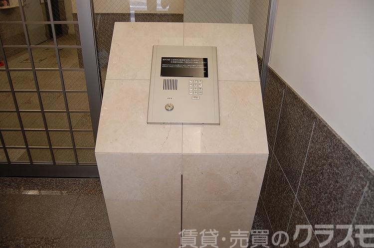 3/4 エントランス