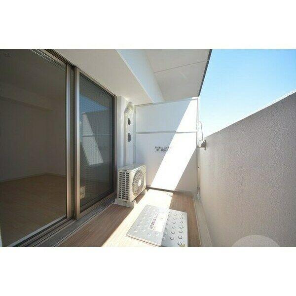 14/23 バルコニー