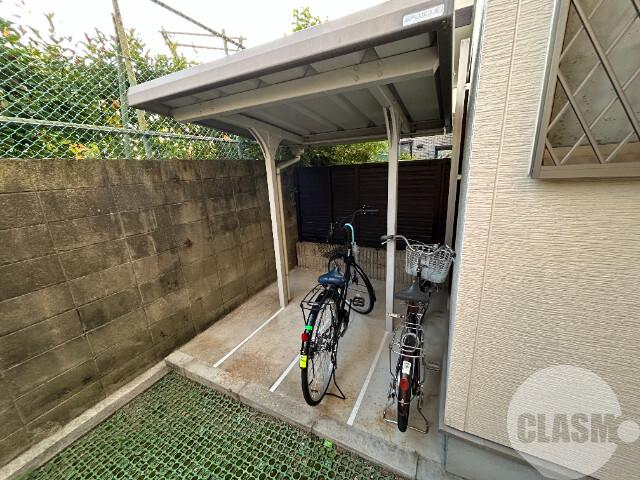 20/26 エントランス