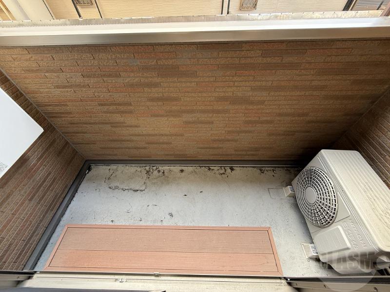 13/23 バルコニー