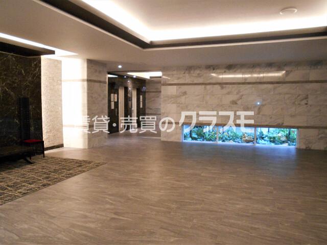 15/30 エントランス