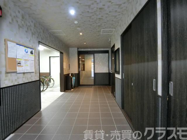 2/2 エントランス