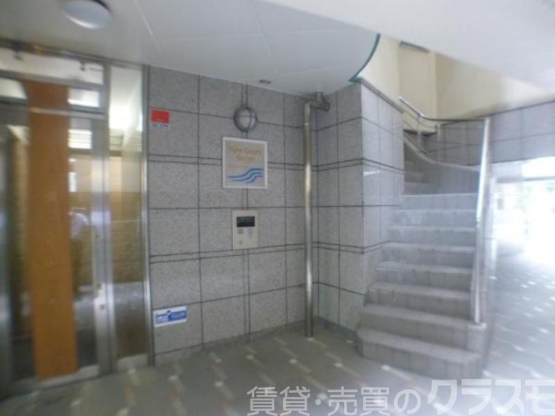 29/30 エントランス