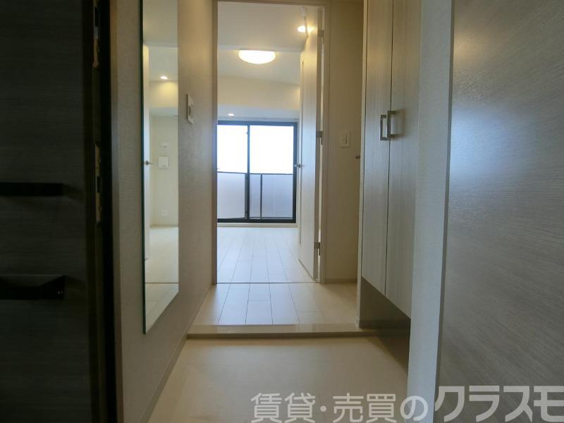 17/30 玄関