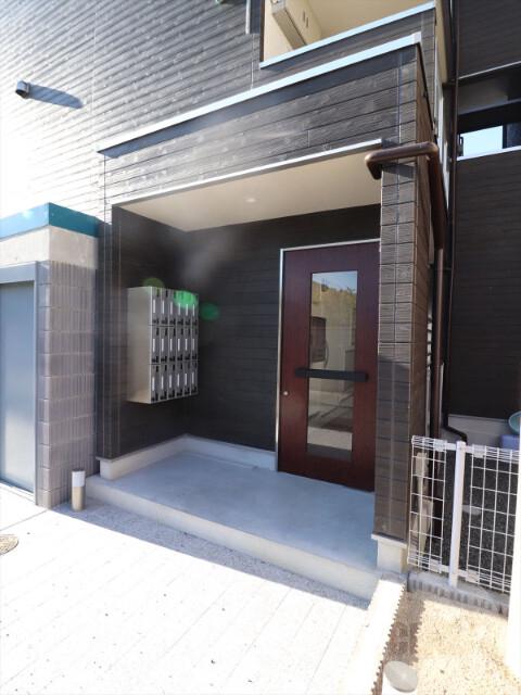 22/29 エントランス