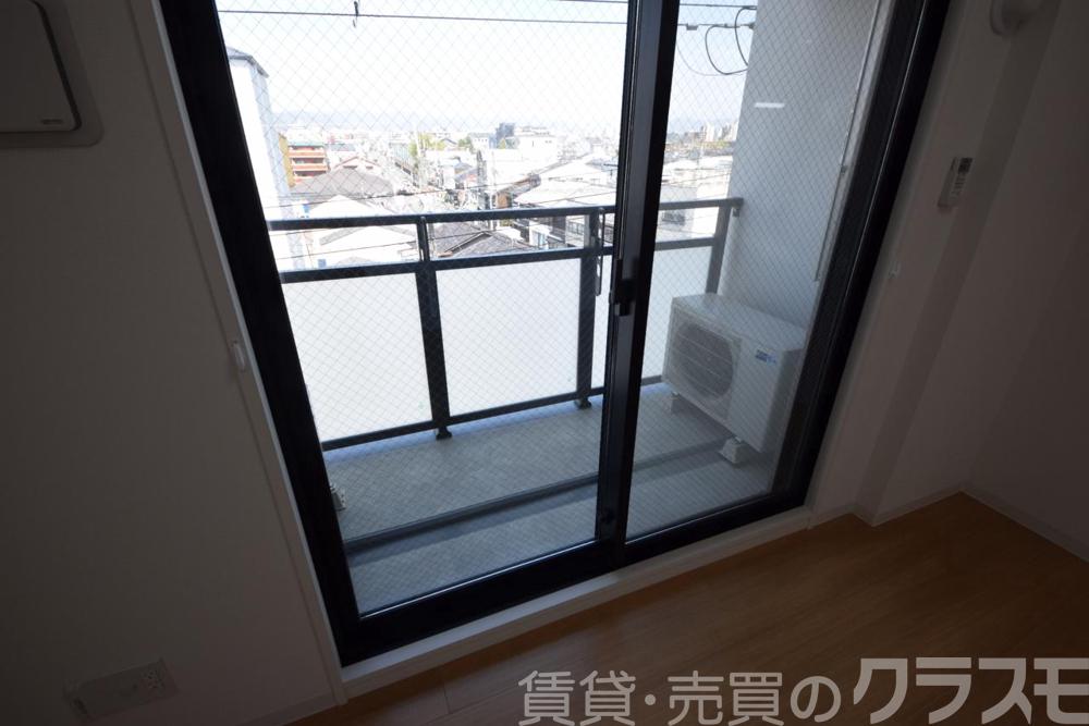 23/30 バルコニー