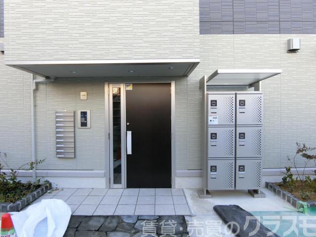 2/4 エントランス