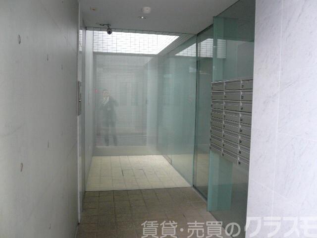 2/2 エントランス