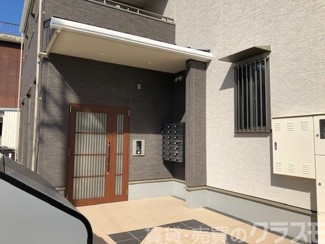 2/4 エントランス