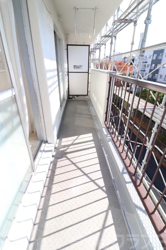 17/23 バルコニー