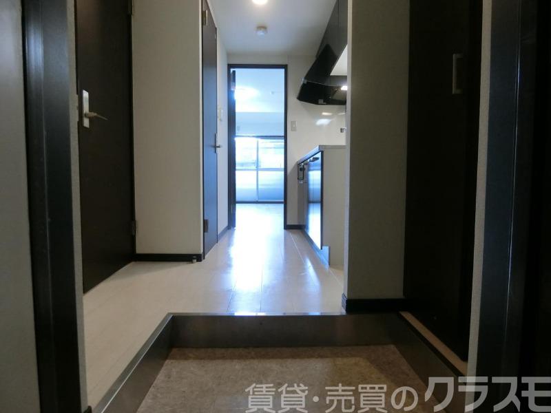 16/30 玄関