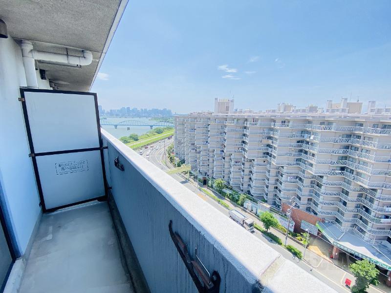 14/28 バルコニー