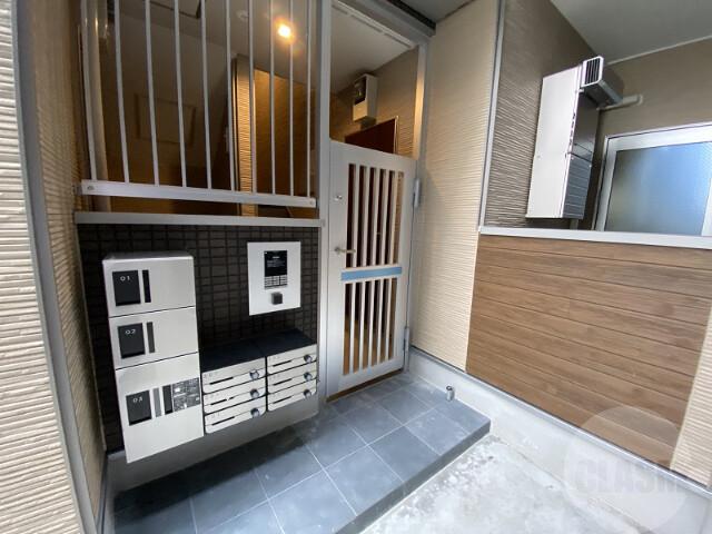 14/21 エントランス