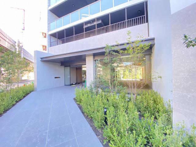 20/29 エントランス