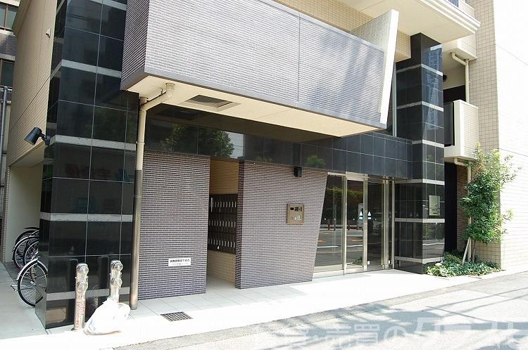 29/30 エントランス