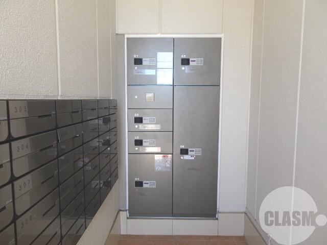 17/23 エントランス