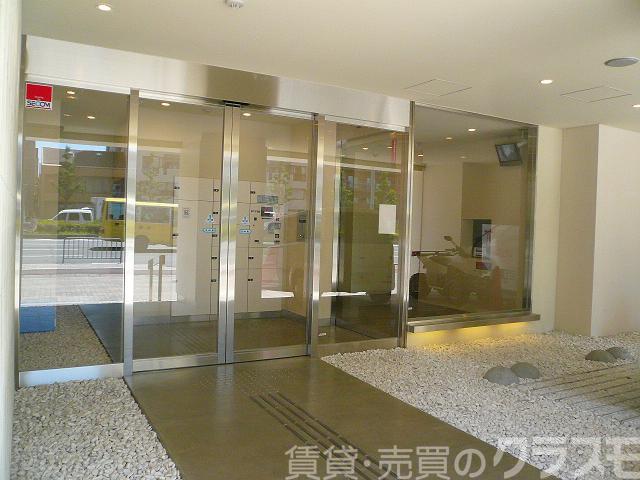 2/3 エントランス