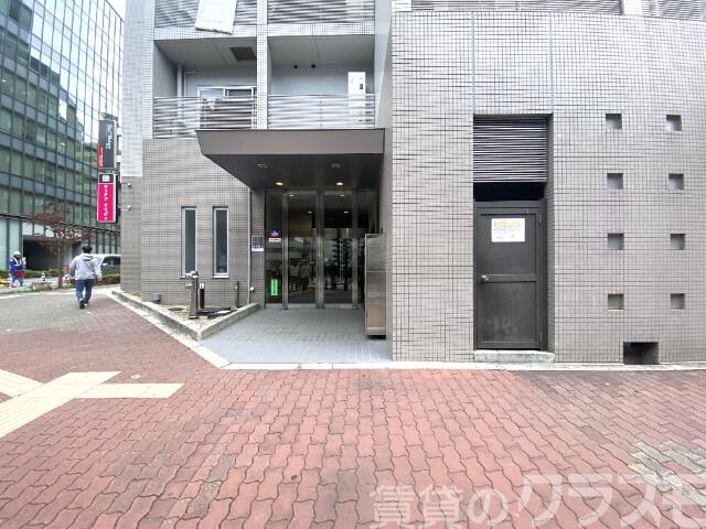 20/24 エントランス