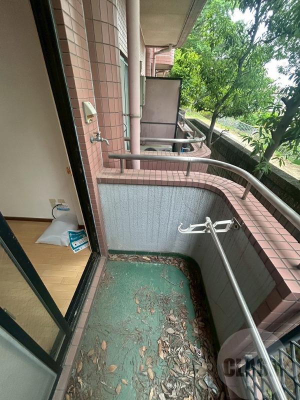 13/30 バルコニー