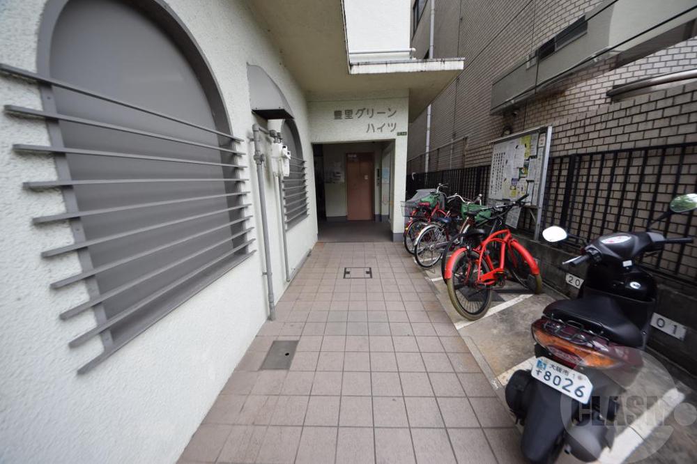 20/29 エントランス