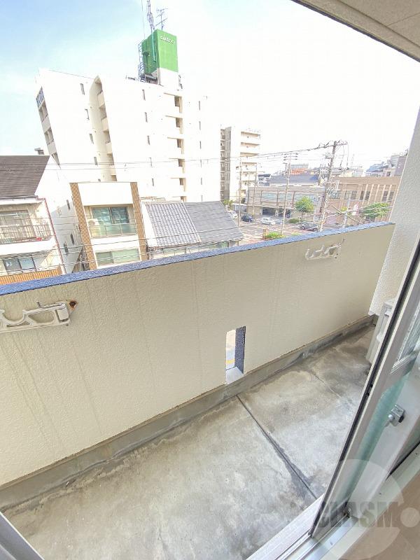 13/26 バルコニー