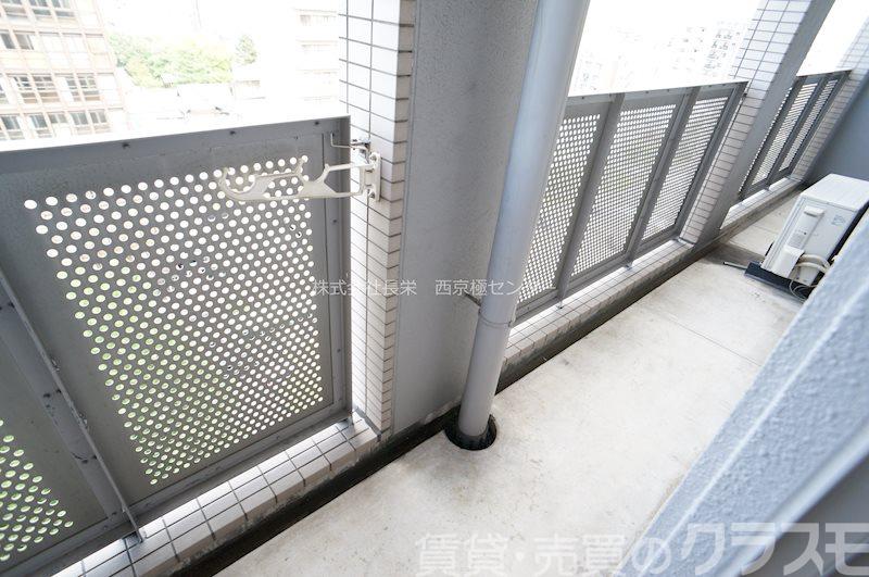 25/30 バルコニー