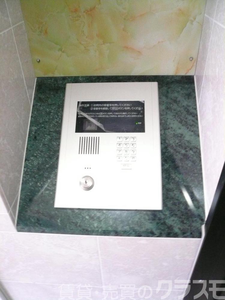 2/3 エントランス