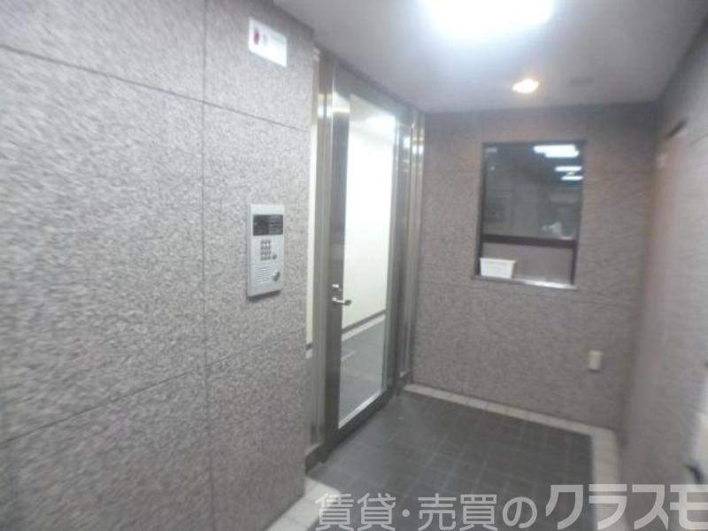 2/4 エントランス