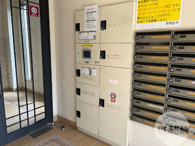 22/29 エントランス