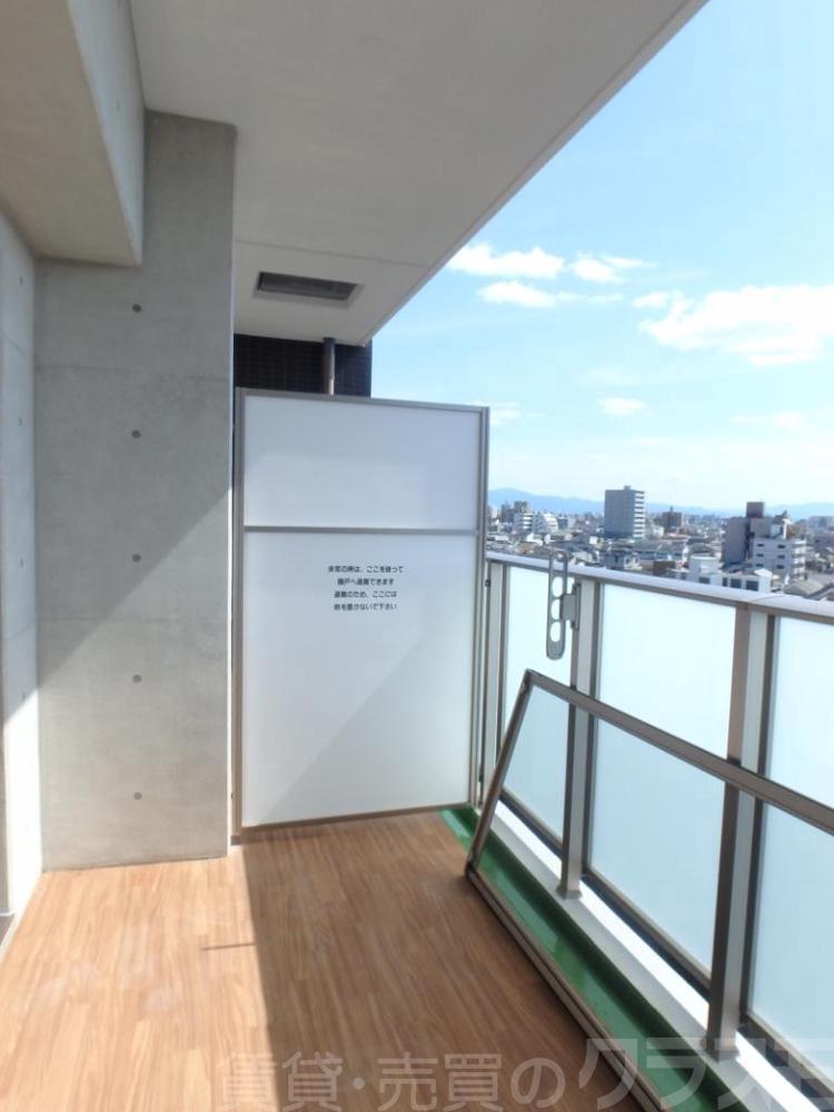 13/25 バルコニー