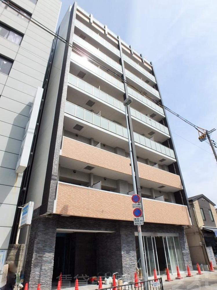 16/25 エントランス