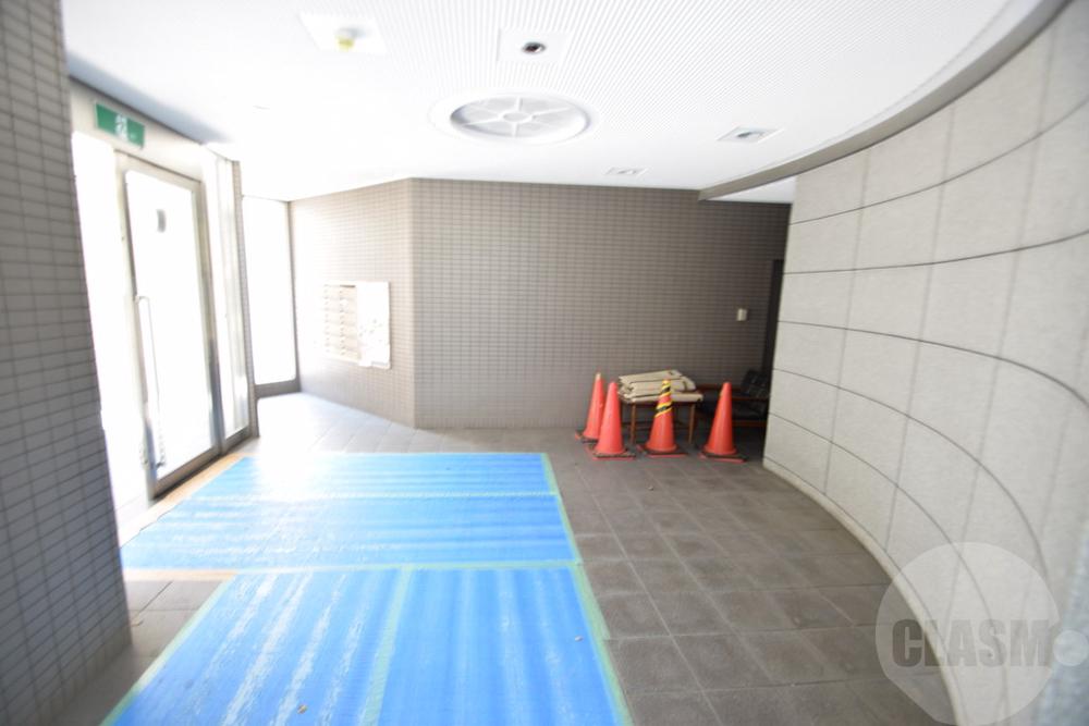 20/28 エントランス